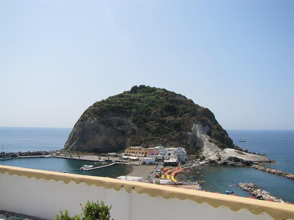 Appartamenti Casa Del Sole Sant'Angelo  المظهر الخارجي الصورة