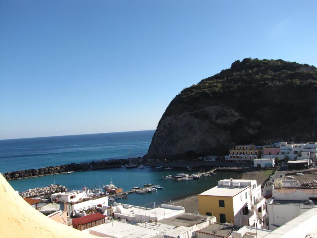 Appartamenti Casa Del Sole Sant'Angelo  المظهر الخارجي الصورة